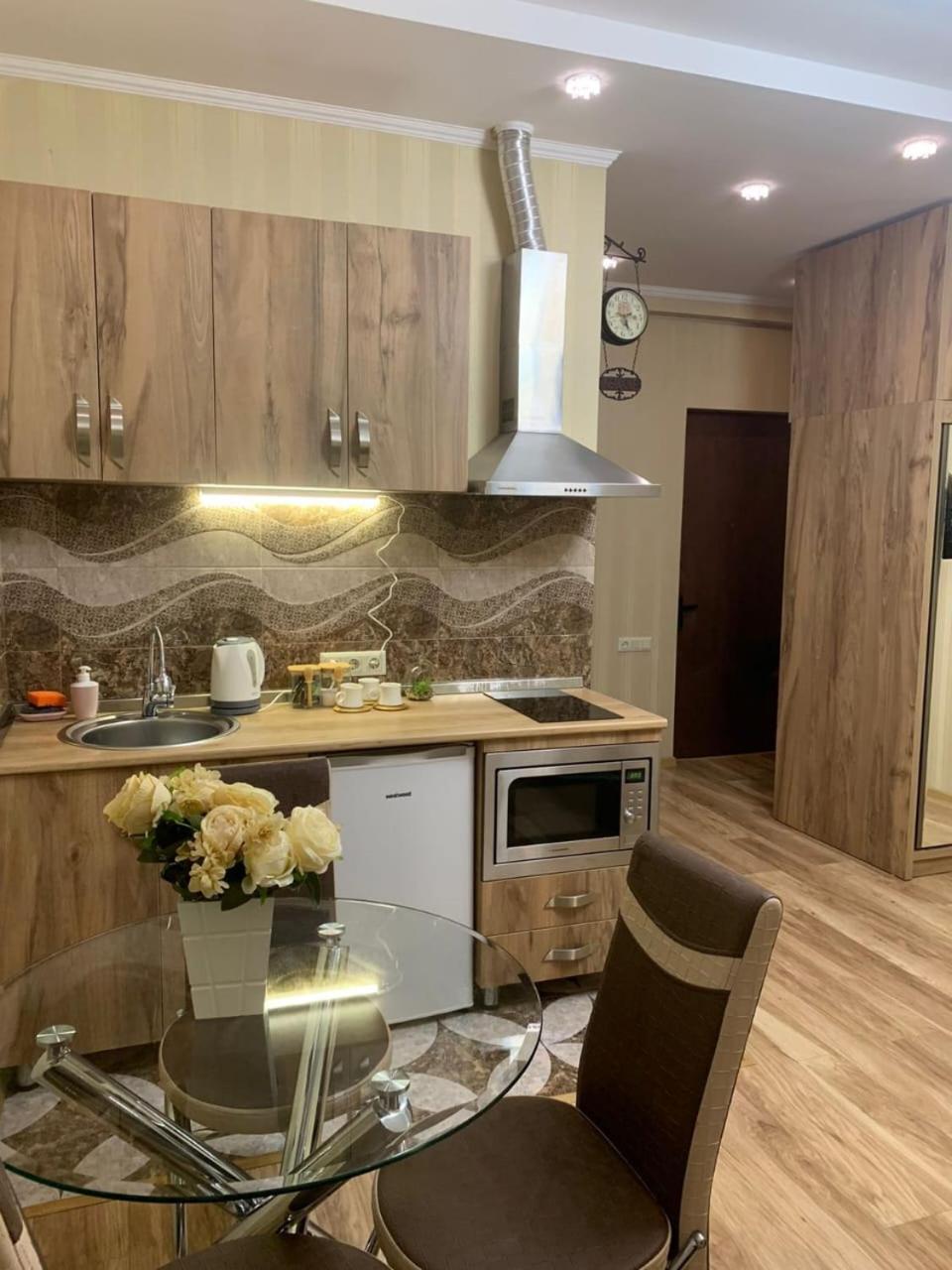 Apartment On L.Meskhishvili Turn Tbilisi Exterior foto